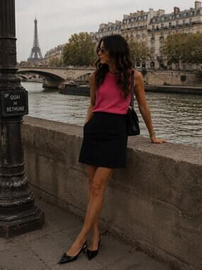 St. John Pink Wool Blend Sleeveless Knit Top — Size L